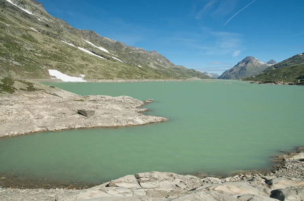 Alplandskap i ospizio bernina, Schweiz — Stockfoto