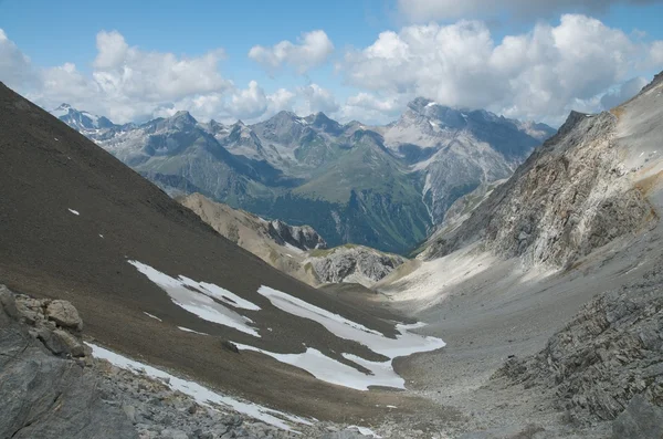Linda paisagem alpina em Engadine, Suíça — Fotografia de Stock