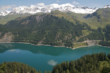 Majestic alpine peyzaj