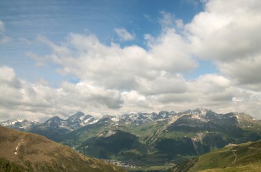 Majestic alpine peyzaj