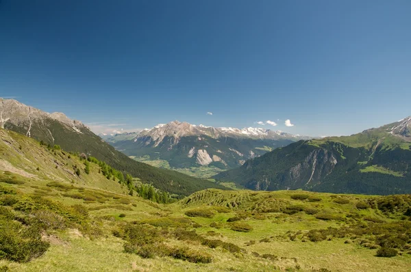 Paesaggio alpino maestoso — Foto Stock