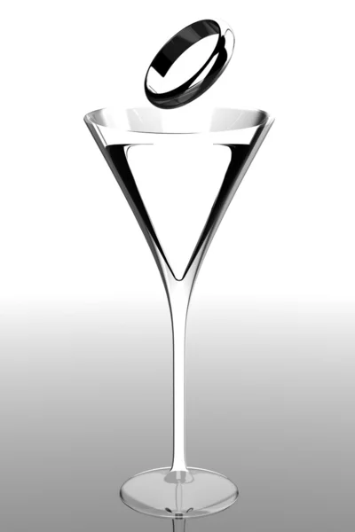 Anel de casamento e vidro martini — Fotografia de Stock