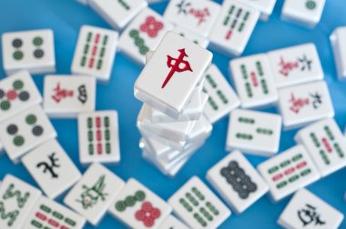 mahjong kiremit yığını