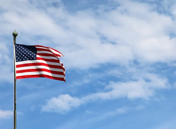 Amerikai zászló-pole — Stock Fotó