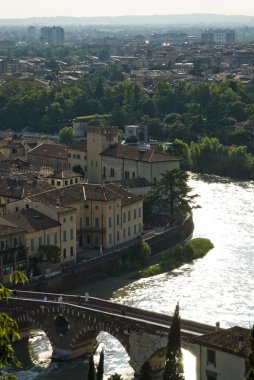 Verona, İtalya 'da Ponte di Pietra.