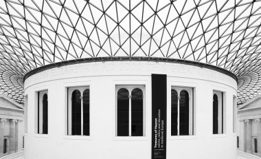 Londra'daki british Müzesi büyük mahkemede