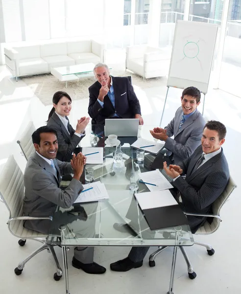 International business team clapping — Stock Photo, Image