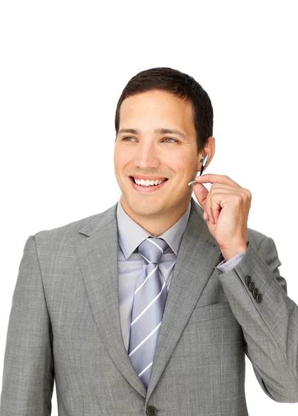 Representante de atendimento ao cliente positivo usando headset — Fotografia de Stock