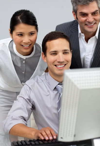 Multi-ethnic business working together — Stock Photo, Image