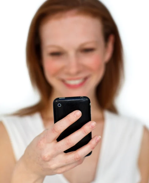 Focus op een zwarte mobiele telefoon — Stockfoto