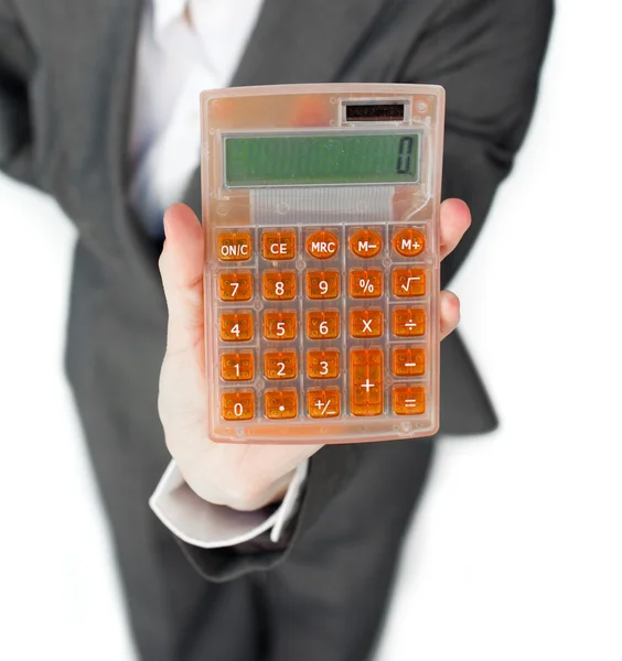 Крупный план предпринимательницы с калькулятором — стоковое фото