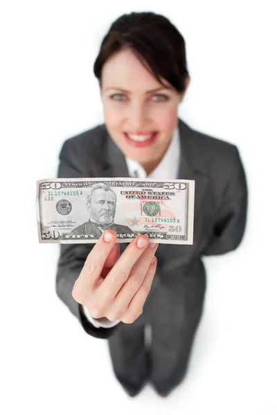 Очаровательная бизнесвумен показывает банкноту — стоковое фото