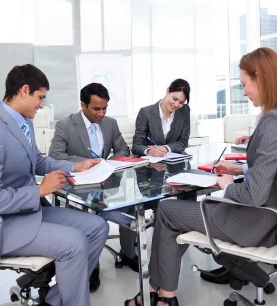 Business discussing a new strategy — Stock Photo, Image