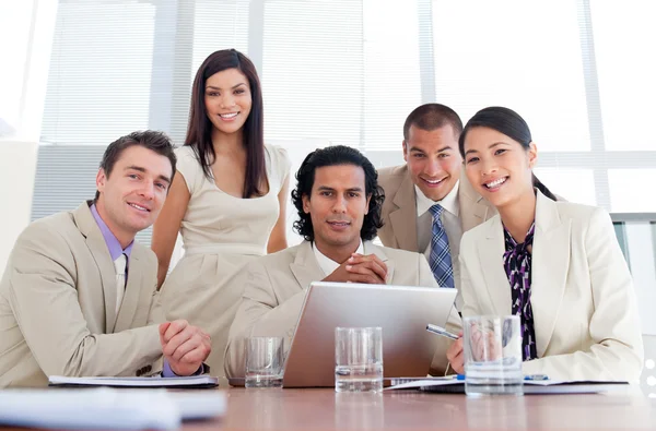 Assertive business partners working at a computer — Stock Photo, Image