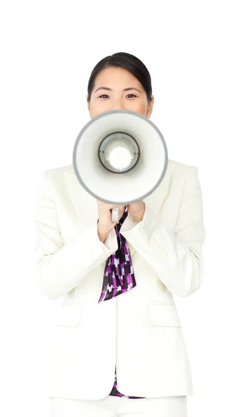 Приваблива бізнес-леді кричить через мегафон — стокове фото