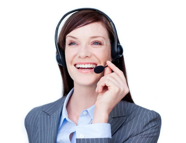 Agente de servicio al cliente riéndose con auriculares puestos — Foto de Stock