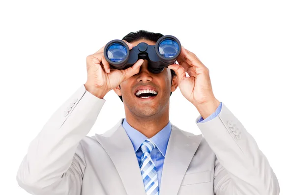 Feliz hombre de negocios mirando a través de prismáticos — Foto de Stock
