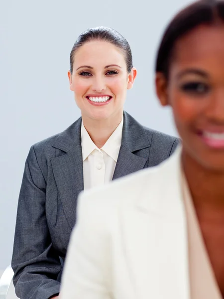 Portrait of two ambitious businesswomen — Stock Photo, Image