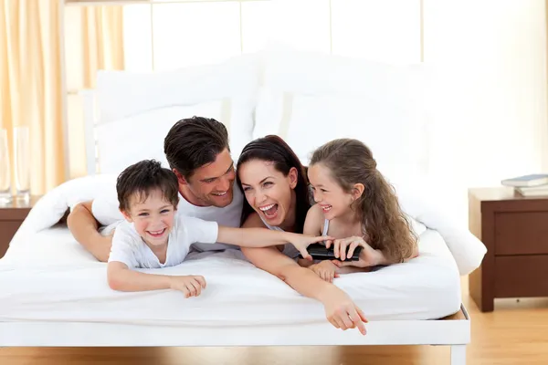 Siblings with their parents having fun — Stock Photo, Image