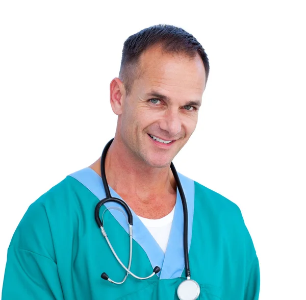 Портрет успешного врача-мужчины, держащего стетоскоп — стоковое фото