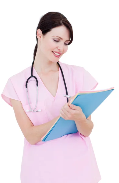 Retrato de uma enfermeira atraente segurando um estetoscópio — Fotografia de Stock