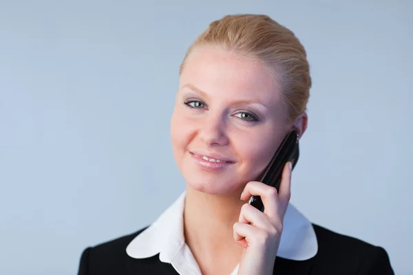 Geschäftsfrau am Telefon — Stockfoto