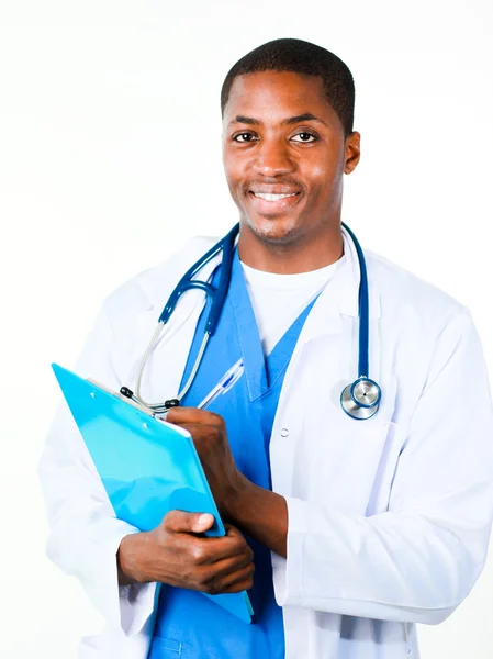 Дружелюбный доктор держит планшет — стоковое фото