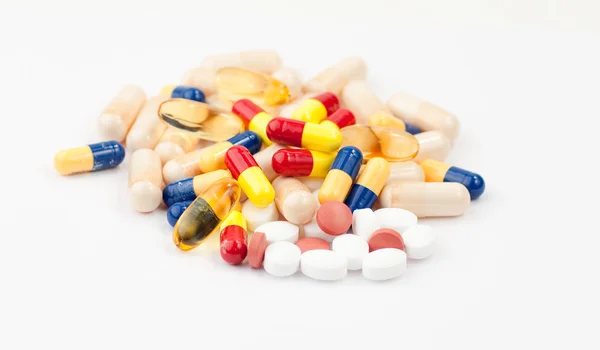 Närbild av färgade piller — Stockfoto