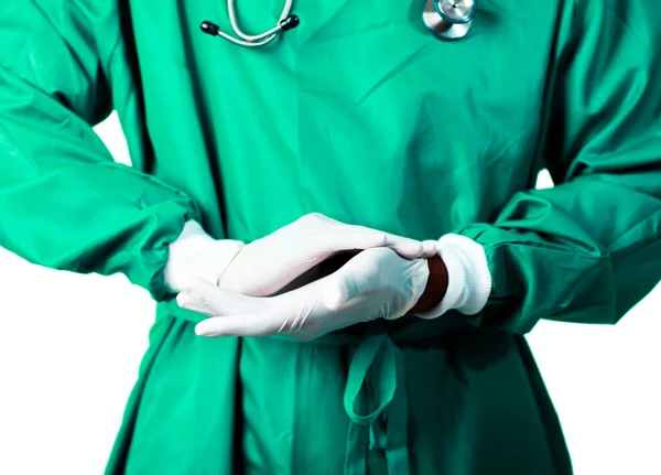 Cirujano poniéndose los guantes —  Fotos de Stock