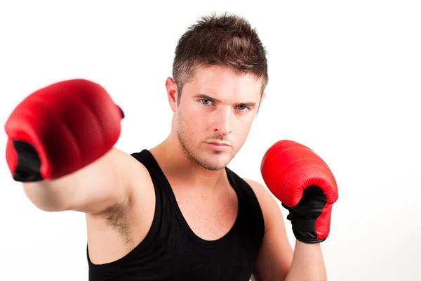 Retrato de um jovem atlético com boxe — Fotografia de Stock