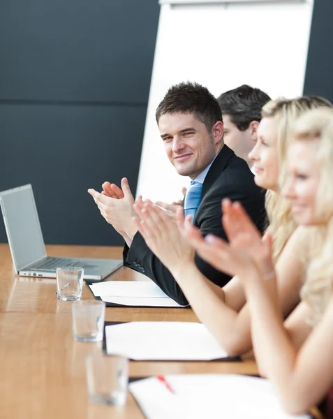 Business team happy wotking tillsammans — Stockfoto