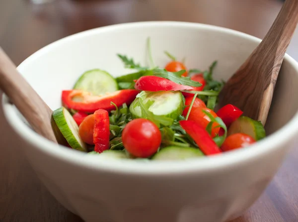 Közeli kép: a kerti saláta — Stock Fotó