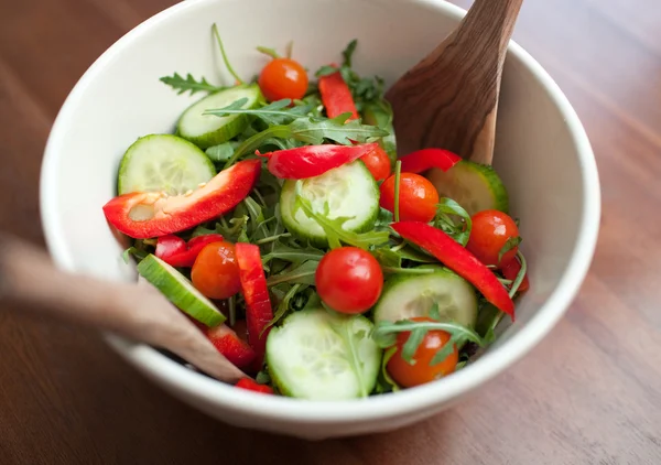 Крупним планом свіжий салат — стокове фото