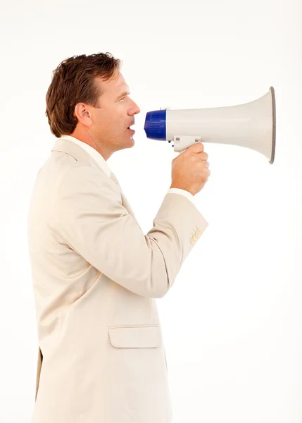 Empresário sênior falando através de um megafone — Fotografia de Stock