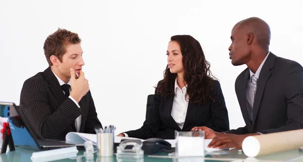 Businessteam conversing about a new plan — Stock Photo, Image