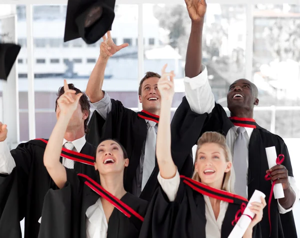 Grupp av examen från college — Stockfoto