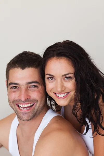 Porträtt av ett leende par — Stockfoto