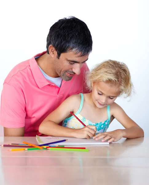 Vader en dochter huiswerk samen — Stockfoto