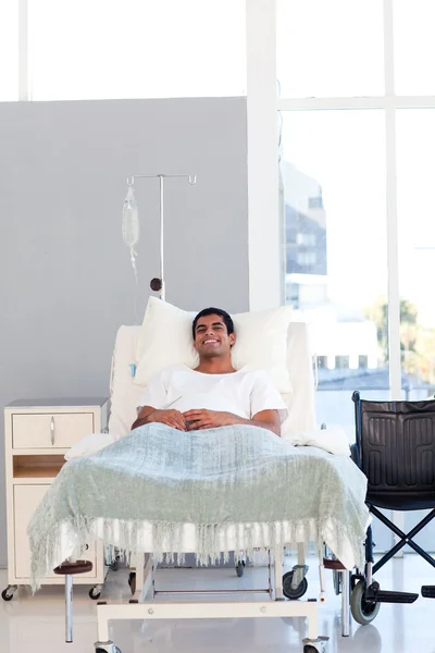 Young patient recovering in bed with copyspace — Stock Photo, Image