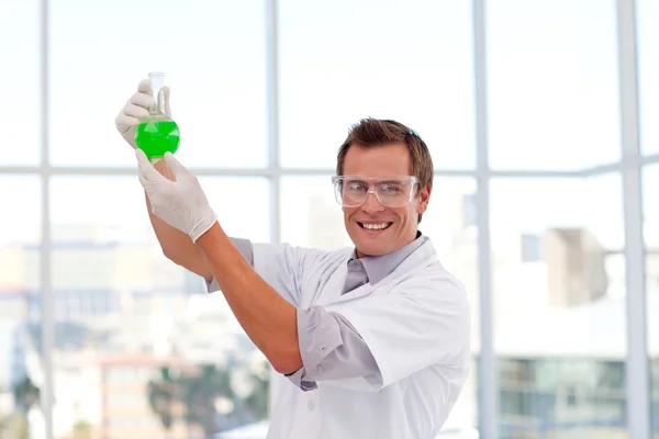 Scientist working with a test-tube — Stock Photo, Image