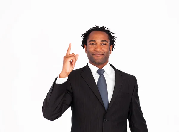 Afro-American affärsman pekar uppåt — Stockfoto