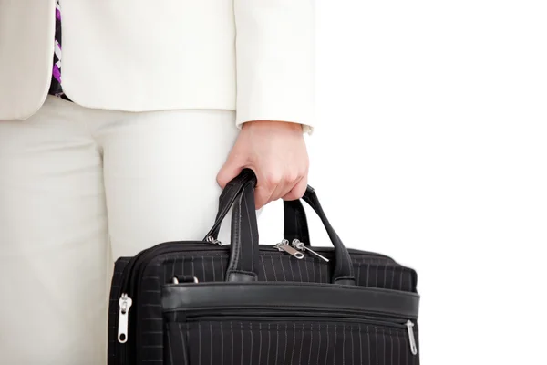 Bir evrak çantası elinde bir işkadını Close-Up — Stok fotoğraf