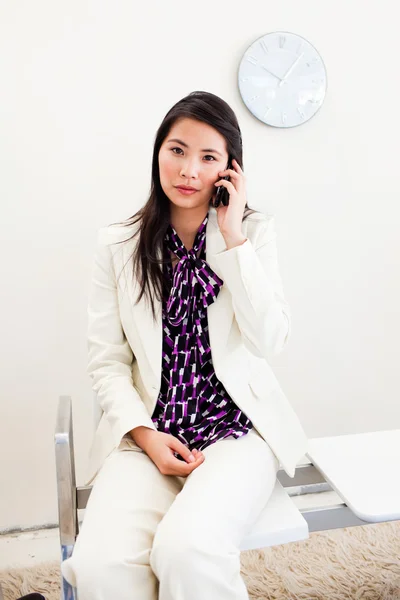 Vrouw te wachten ofr een interview — Stockfoto