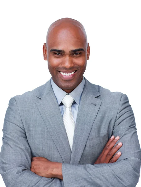 Empresário afro-americano confiante com braços dobrados — Fotografia de Stock