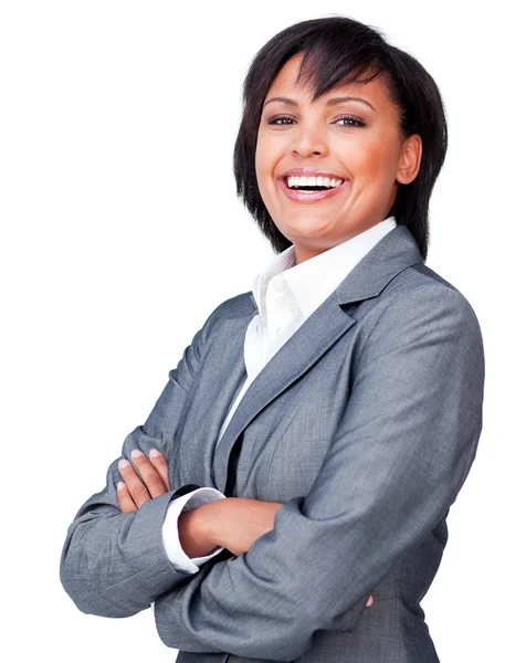 Смеющаяся деловая женщина со сложенными руками — стоковое фото