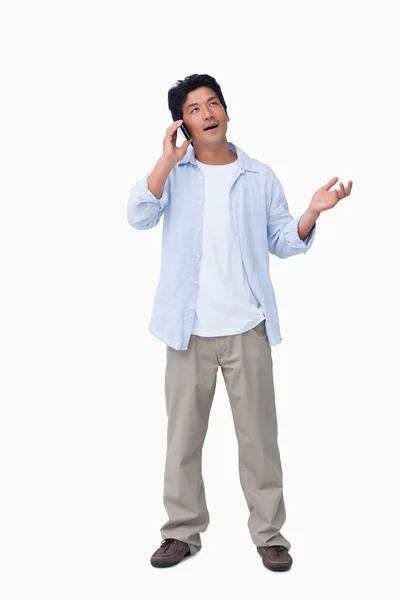 Homme parlant sur le téléphone portable — Photo