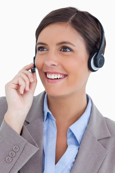 Zbliżenie agent kobiece call center z zestawu słuchawkowego — Zdjęcie stockowe