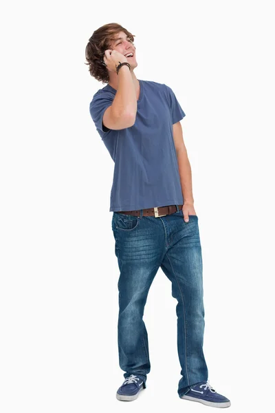 Mužské student smát při volání — Stock fotografie