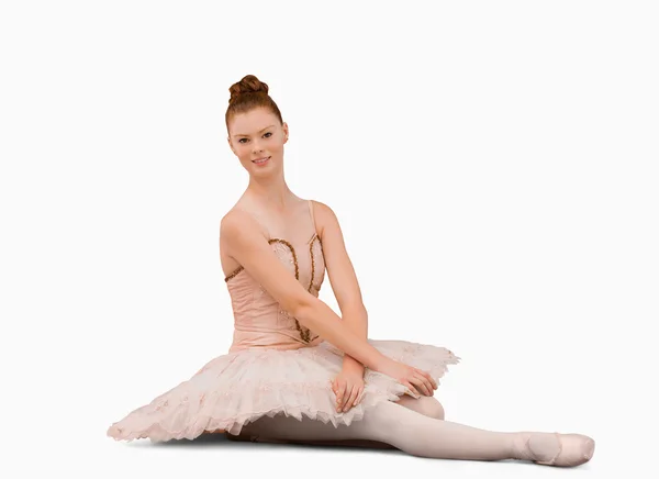 Балерина сидит — стоковое фото