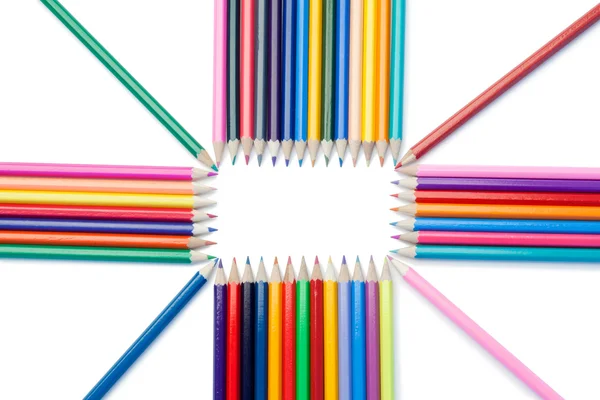 Вид сверху на форму цветных карандашей — стоковое фото